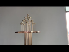 Decorazione di pavimenti da matrimonio Alto supporto a fiori in oro con portacandeli