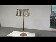 Nuovi centripiedi in cristallo per i centripiedi del matrimonio